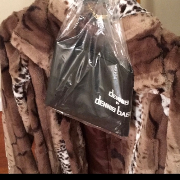 Dennis Basso faux fur jacket Like new! - Picture 2 of 5